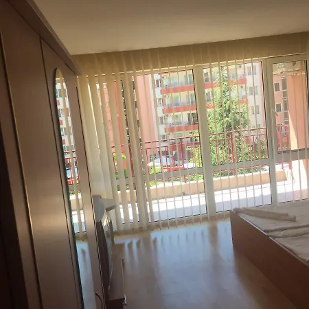 Appartamento Private In Privillege Fort Noks Beach Elenite